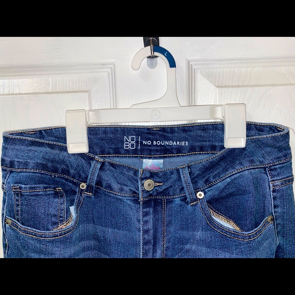 NO BOUNDARIES | Like NEW Denim Bootcut Jeans